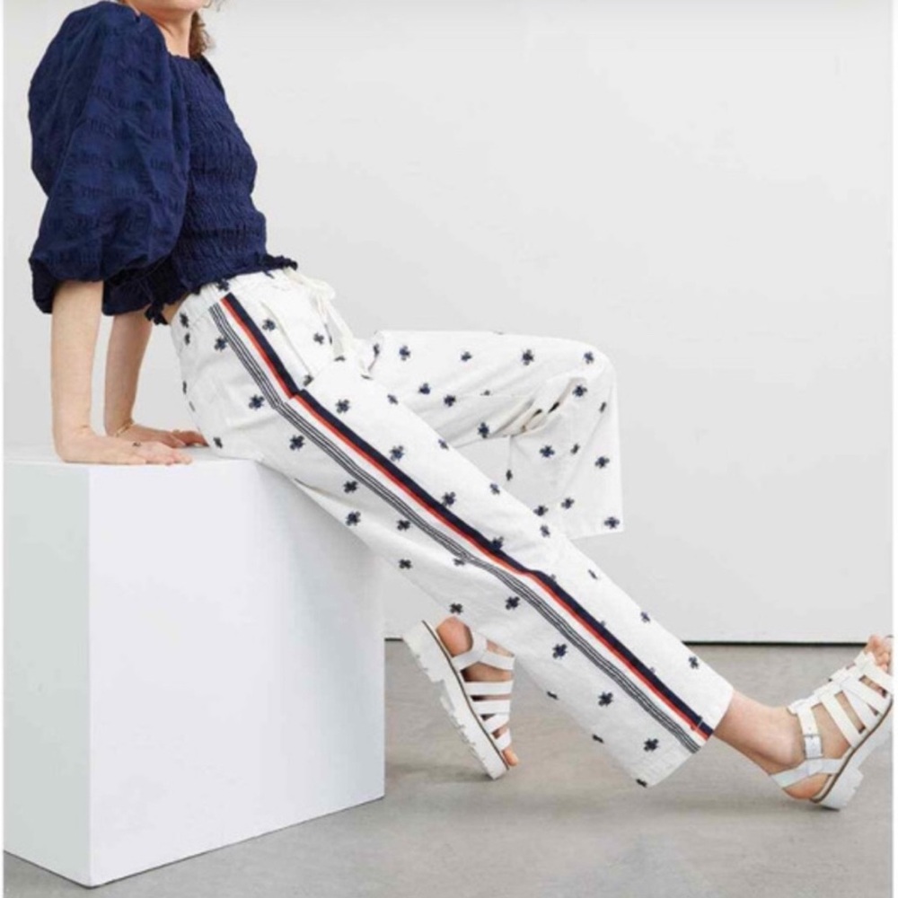 Maeve White Cropped Pants with Navy Bee Print and Red-Trim Side Stripe